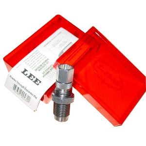 Lee Powder Thru Expanding Die lar deg lade 38 Special enkelt ved å lade hylsen samtidig som den utvider munningsåpningen, perfekt for Auto Disk-systemet.