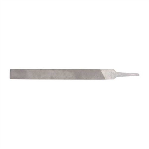 AMERICAN PATTERN HAND FILES er en allsidig fil for forming og fjerning av metall, med doble kuttesider og sikker kant for presisjon i arbeidet.
