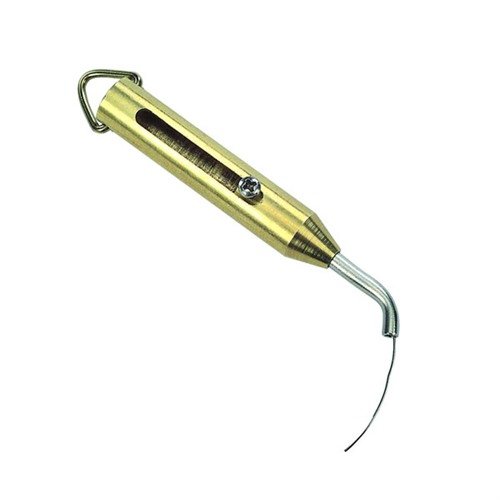 Traditions Retractable Nipple Pick for In-Line Muzzleloaders gir enkel tilgang til å rense og vedlikeholde tennplugger, noe som forbedrer påliteligheten og ytelsen.
