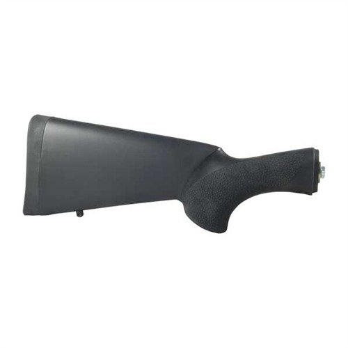 HOGUE OVERMOLDED SHOTGUN BUTTSTOCK gir en slitesterk og sikker grep med gummibelagt overflate, inkludert rekyldempende bakstykke og sling-swivel.