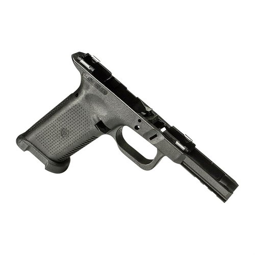 TWF Full Size ramme gir en kompakt følelse, aksepterer Gen3/Gen4 G17, og inkluderer avtagbart magasinbrønn og tilpassbare bakstykker for optimal tilpasning.