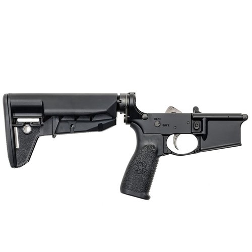 AR-15 Complete Widebody Lower med MK2 RMS og Mod 2 SOPMOD stokk tilbyr overlegen kvalitet, justerbarhet og pålitelighet for optimal ytelse.