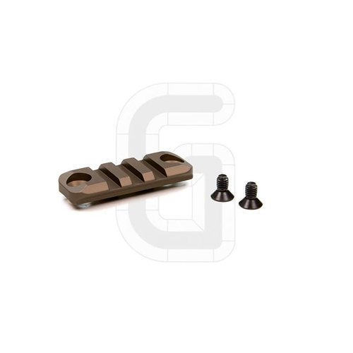 HK SMR 2-hulls 3-slot og 3-hulls 7-slot tilbehørsrail gir mulighet for festing av Picatinny-tilbehør, laget av milspec-anodisert aluminium.