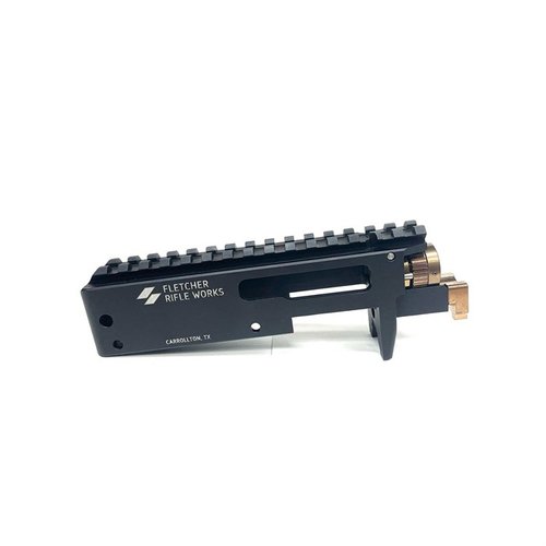 OPENTOP 11/22 er en CNC-maskinert receiver i solid billet aluminum, med svart anodisering, som muliggjør enkel demontering av bolt og deler uten å fjerne avtrekkeren.