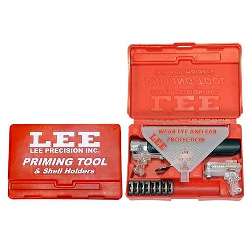 AUTO PRIMING TOOL KIT fra LEE PRECISION gir en praktisk løsning for priming med 8 populære shell holders og plass til 10 ekstra, alt i en stødig oppbevaringsboks.
