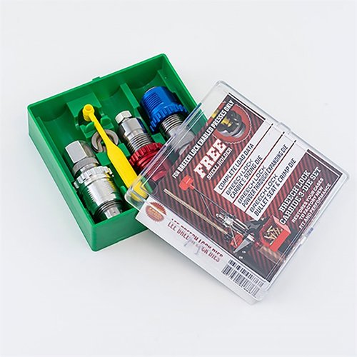 Lee Handgun Breech Lock Carbide 3-Diesett inkluderer Carbide Full Length Sizing Die, Bullet Seating Die, og Powder Thru Expanding Die, samt universell shell holder.