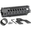 AR-15 Combat Rail T-Series håndbeskytter gir en monolitisk design, høy kvalitet MIL-STD 1913 Picatinny rails og integrerte anti-rotasjons QD sling sokler.