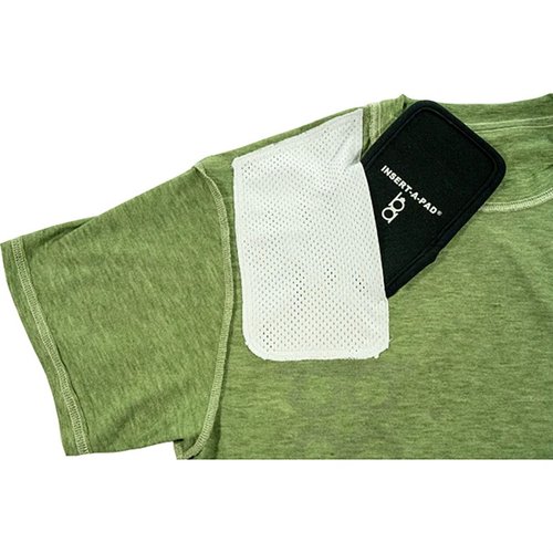 BOB ALLEN Shooting T-Shirt med Insert-A-Pad er laget av myk tri-blend stoff, fukttransporterende, raskt tørkende, og har en polstring for recoil, tilgjengelig i flere farger.