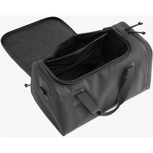MAGPUL DAKA RANGE BAG 20L er bygget for å vare med RF-sveiste sømmer, vanntette YKK-glidelåser og god plass til alt av skyteutstyr.