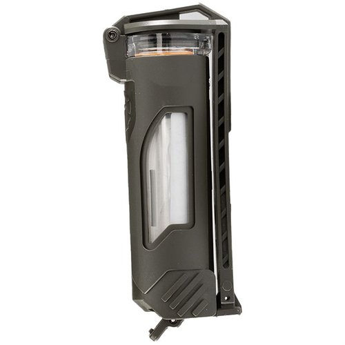 CELLVAULT-21 beskytter din 21700-batteri med vanntett design, sikker metalldeksel og slank profil for enkel integrering i MOLLE/PALS utstyr.