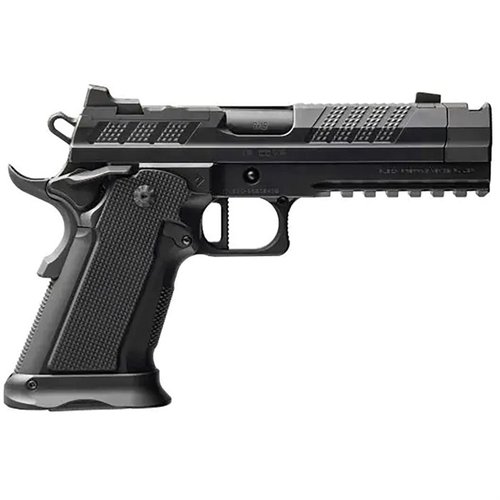XP Comp 9mm pistol kombinerer klassisk 1911 ergonomi med moderne ytelse, har en 4,6" løp, Glock® 17 magasin kompatibilitet og en robust Tennifer® QPQ finish.