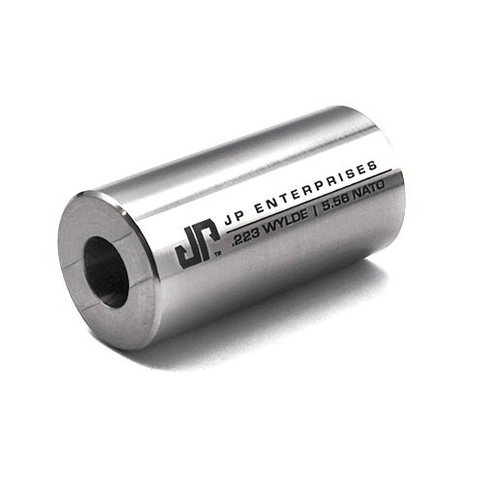 .223/5.56 Wylde Case Gauge fra JP Enterprises sikrer at ammunisjonen passer i semi-automatiske rifler, laget av slitesterk 416 rustfritt stål for langvarig bruk.