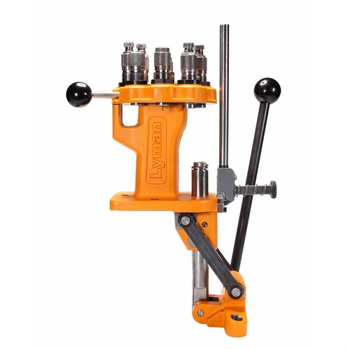 Lyman Brass Smith 8-Station Turret Press tilbyr robust konstruksjon, plass til opptil 8 die-sett, og et pålitelig primer-feed system for effektiv omlading.