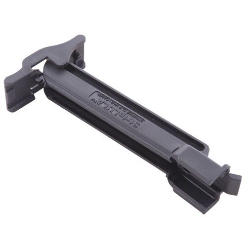 RUGER® MINI-14® STRIPLULA™ er en lett og holdbar magasinlader som gjør det enkelt å laste 20-runders magasiner på under 8 sekunder, perfekt for feltbruk.