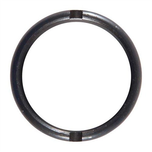 MOSSBERG ACTION TUBE NUT, 6-3/4" gir perfekt passform for 500 A, 590, og 835 "Accu-Mag". Robust design for pålitelig ytelse og enkel installasjon.
