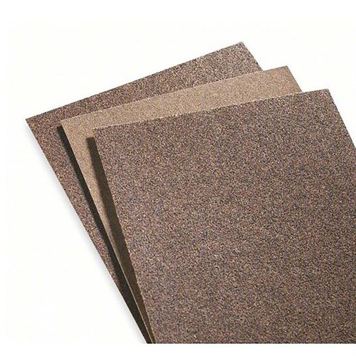 NORTON P220 grit slipende papirark med aluminiumoksidbelegg gir effektiv sliping og polering, perfekt for våpenvedlikehold og tilpasning av deler.