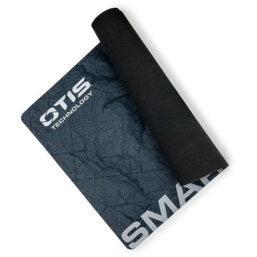 OTIS GUN CLEANING MAT er en lett, vannavstøtende neoprenmatte som beskytter våpenet ditt mot riper, perfekt for rengjøring og vedlikehold.