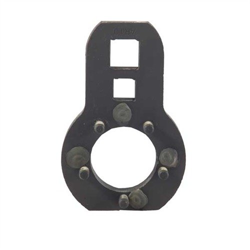 Precision Reflex AR-10® Barrel Nut Wrench er en robust verktøy i 1018 stål med svart oksidbehandling, designet for enkel installasjon og fjerning av barrel nuts.