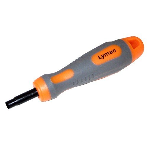 Lyman Primer Pocket Cleaners effektivt fjerner brukt primerrester fra bunnen av primerlommer med bare noen få vridninger, tilgjengelig for små og store rifle/pistol.