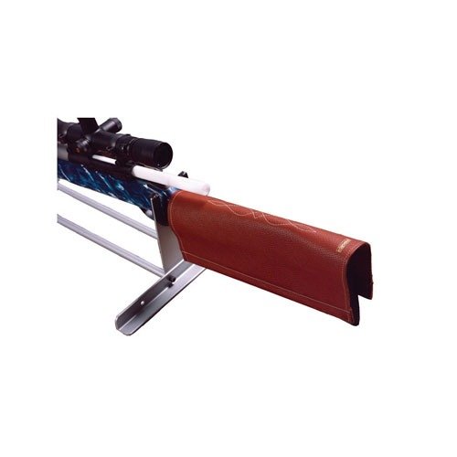 Edgewood Stock Protector beskytter riflestokken din med et lærdeksel som holder løsemidler og oljer unna, med stålstenger for sikker festing.