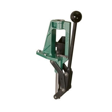 Partner Press fra RCBS er en kompakt og holdbar 7/8" til 14" omlastingpresse, perfekt for reise og resizing av riflepatroner. Inkluderer priming arm.