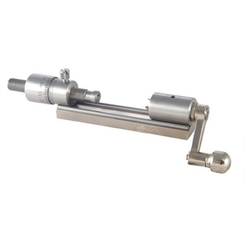 L.E. Wilson Stainless Steel Micrometer Case Trimmer gir presise justeringer i .001" og perfekt justering uten piloter, ideell for trimming og bearbeiding av hylser.