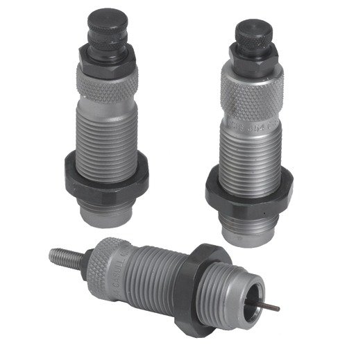 RCBS 3-DIE CARBIDE ROLL CRIMP SET for 357 MAG/38 SPECIAL gir en effektiv løsning uten behov for smøring, med die for utvidelse og presisjon i krimping.