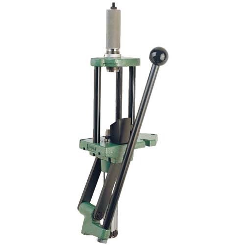 AMMOMASTER-2 RELOADING PRESS fra RCBS tilbyr presis og effektiv omlasting med høy kapasitet, perfekt for både nybegynnere og erfarne skyttere.