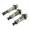Redding Premium Deluxe Die Set gir presisjon med Carbide Size button for enkel resizing og Bullet Micrometer Seating Die for nøyaktig justering av kuledybde.