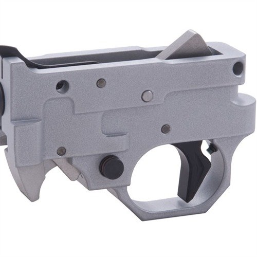 RUGER® 10/22® TRIGGER GUARD 2000 gir presis og konsistent avtrekk med CNC-maskinert hus, justerbart overtrekk og forbedret respons for optimal ytelse.