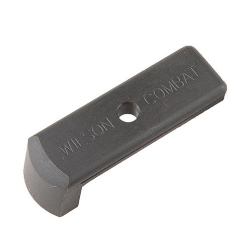 Low Profile Steel Base Pad fra Wilson Combat gir bedre grep og holdbarhet for ETM magasiner (#500, #500B, #500C, #500BC), perfekt for skyttere.