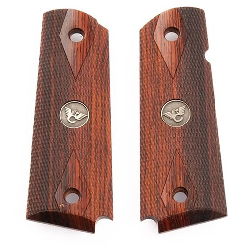 1911 EXOTIC WOOD GRIPS i Cocobolo gir et vakkert utseende med dobbel-diamant, skarp 20 lpi sjekkering og lettelse for ambidextrous sikkerhet.